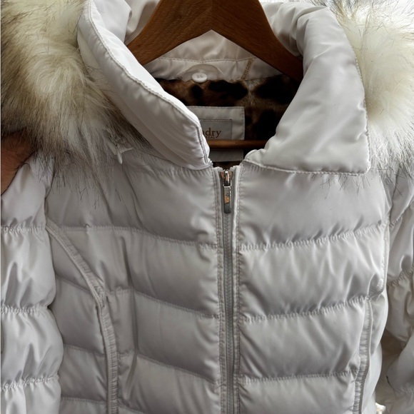 Ladies winter coat with fur trim and hood - Picture 10 of 10